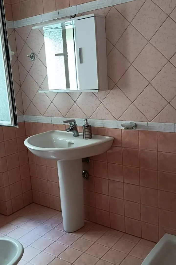 Celaj Family Apartment Vlore 0*,