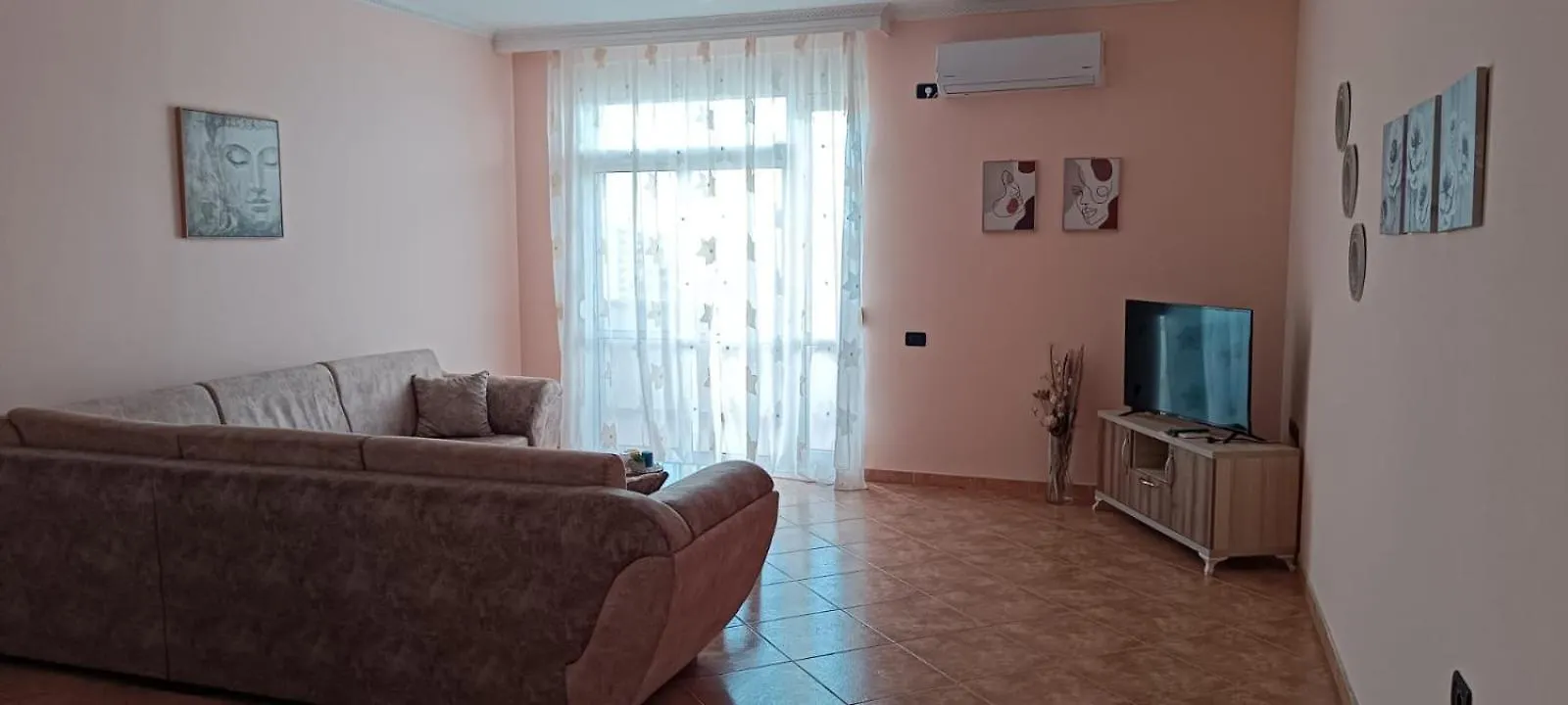 Celaj Family Apartment Vlore 0*,  Albania